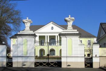Zámek v Klecanech u Prahy ( © Pavel Vítek 02/2015)