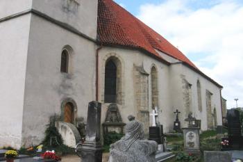 Kostel Panny Marie Sněžné v Budyni nad Ohří ( © Pavel Vítek 09/2007)