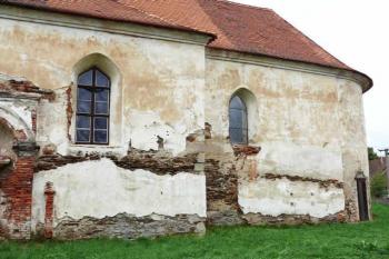 Východní část jižní strany (© Jan Sommer, 09/2007)