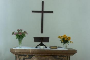Oltář (© Milan Caha, 09/2007)