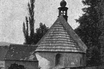 kostel od východu, před r. 1912 (© Jan Valchář: Ledečsko a Dolnokralovicko: výňatek z vlastivědného díla Království české, Pavel Körbr, Praha 1912)