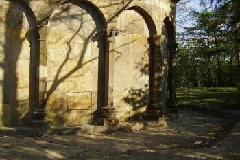 Boží hrob (© Roman Kolibač, 06/2007)