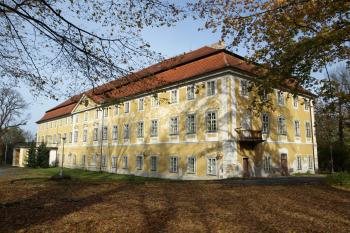  ( © Milan Caha 10/2008)