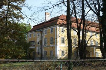  ( © Milan Caha 10/2008)