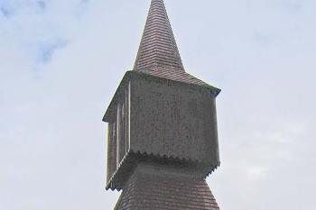 Zvonice ve Rtyni v Podkrkonoší ( © Pavel Vítek 9/2007)