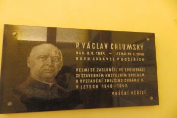 Pamětní deska P. Václava Chlumského (© Johannes Cladis, 07/2017)