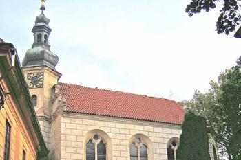 Kostel sv. Jana Křtitele v Obříství ( © Pavel Vítek 10/2007)