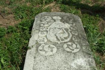 renesanční náhrobek (© Milan Caha, 08/2007)