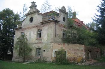 Zámek Berchtold r. 2004 (© Martin Barták, 05/2004)