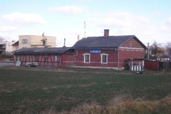 nádraží Lobodice ( © Ondřej Štěpánek 02/2008)
