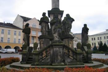 Barokní sousoší Nejsvětější Trojice v Trutnově ( © Pavel Vítek 10/2007)