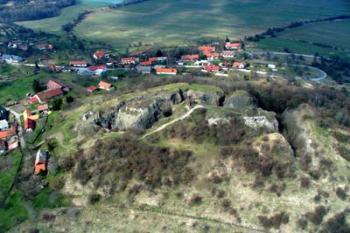Veliš letecky (© Puffin Puffin 10/04/2004)