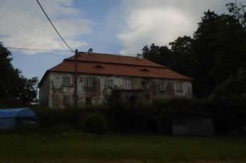 hlavní průčelí zámku (© Jaroslav Špiroch  06/2023)