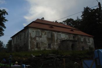 hlavní průčelí zámku (© Jaroslav Špiroch  06/2023)