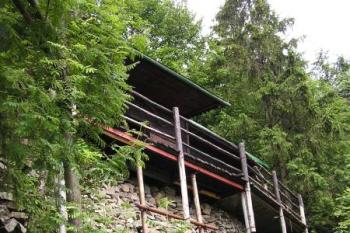 chata zvaná Tatranka ( © Jan P. Štěpánek 07/2006)