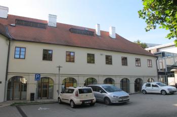 Severní nádvorní průčelí zámečku ( © Dušan Dohňanský 08/2019)