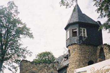 Altrathen - pohled na budovu restaurace z nádvoří (© Pavel Jarý,   29.08.2003)