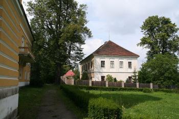 Zahradní dům od jihu ( © Ivan Grisa 06/2009)