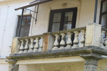 balkónová balustráda (© D Dohňanský, 07/2018)