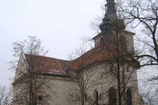 kostel sv. Petra a Pavla