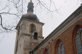 Kostel sv. Petra a Pavla (© Zdeněk Holcingr, 12/2007)