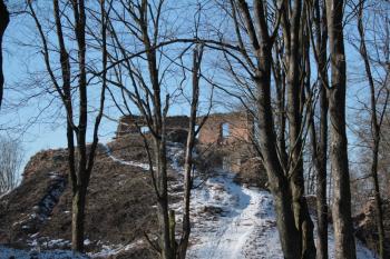 Zřícenina Cimburk v zimě (© Jaroslav Šefčík, 03/2012)