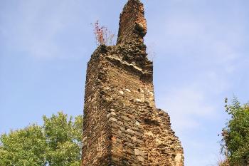 zřícenina hradu Cimburk (© Vlastislav Mareček, 09/2009)