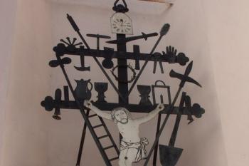 Kohoutí kříž - Arma Christi ( © Milan Caha 01/2008)