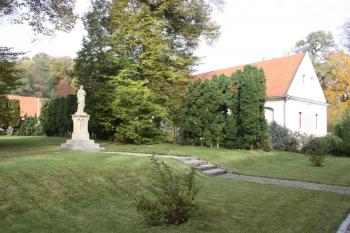 Severní nádvoří ( © Ivan Grisa 10/2011)