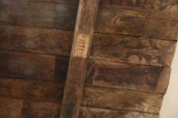 Malovaný záklopový strop v I. patře (© Johannes Cladis, 06/2015)