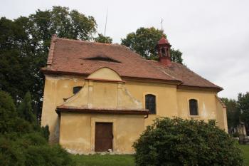 Kostel od jihu ( © Ivan Grisa 09/2010)