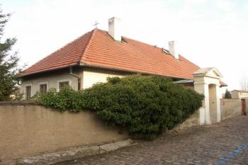 barokní novostavba č.p. 360, klasicistně upravená ( © Milan Caha 01/2008)