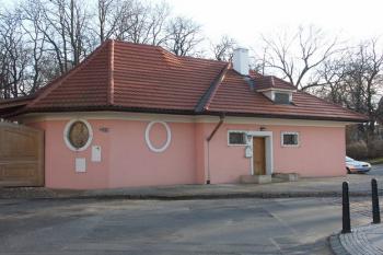 pohled na bývalou kapli od severu ( © Milan Caha 01/2008)