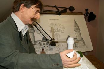 Adolf Hrstka (lékař, vlastivědný pracovník, organizátor turistiky, propagátor Štramberka) ( © Miroslav BITTER 08/2007)