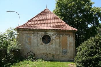 Kostnice od východu ( © Ivan Grisa 05/2009)