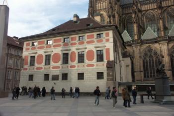 jižní průčelí ( © Milan Caha 02/2008)
