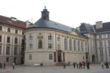 pohled na kapli od severozápadu ( © Milan Caha 02/2008)