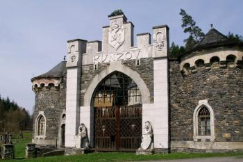  (© Luděk Vláčil, 04/2013)