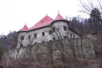 zámek od jihovýchodu ( © Jan P. Štěpánek 02/2008)