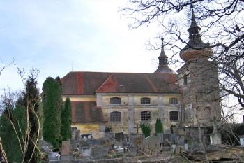 Kostel Nejsvětější Trojice ve Zbyslavi ( © Pavel Vítek 02/2008)
