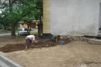 Archeologové ze Šumperka při práci (© Jaromír Schoffer, 06/2013)