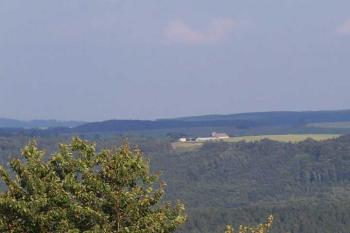 krásný výhled z Křížového vrchu (© Martin Hájek, 31.7.2006)