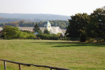 kostel v Rudě (© Zuzana Holasová, 10/2009)