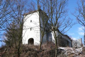 pohled na kostelík od jihu ( © Jan P. Štěpánek 02/2008)