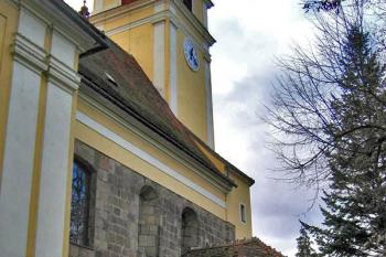 Kostel sv. Václava v Hulíně ( © Pavel Vítek 02/2008)
