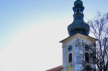 Kostel Všech Svatých v Miloticích ( © Pavel Vítek 02/2008)