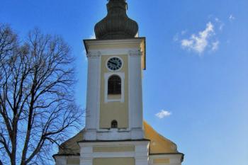 Kostel Všech Svatých v Miloticích ( © Pavel Vítek 02/2008)