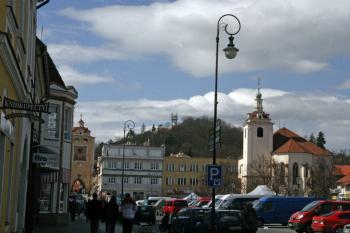 Západní část berounského náměstí s kostelem sv. Jakuba ( © Iva Spurná 3.4.2010)