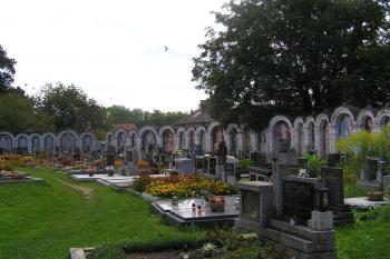 Albrechtice nad Vltavou - hřbitov (© Václav Čermák, 08/2006)