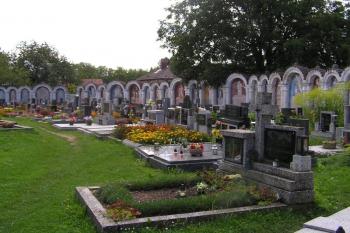 Albrechtice nad Vltavou - hřbitov (© Václav Čermák, 08/2006)